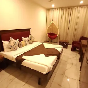 Vrs Hotel